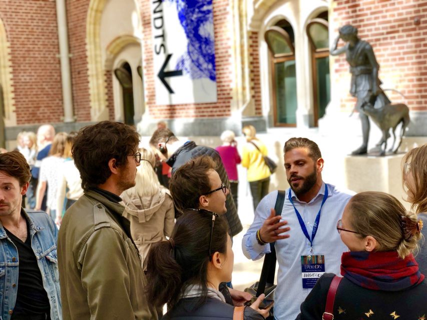 Van Gogh & Rijksmuseum Masterpieces Guided Tour 8 guests 5h - Lunch at Cobra Cafe: a short break before Van Gogh