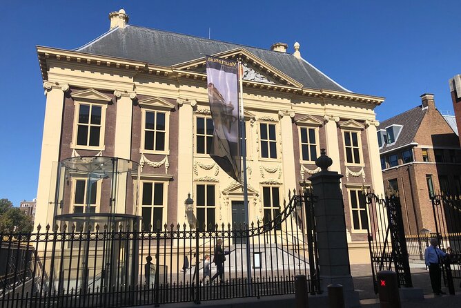 Visit the Girl with the Pearl Earring, The Hague & Delft City - Key things that make this day work