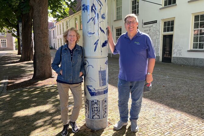 Visit the Girl with the Pearl Earring, The Hague & Delft City - Your guide is the main value driver, especially for art lovers