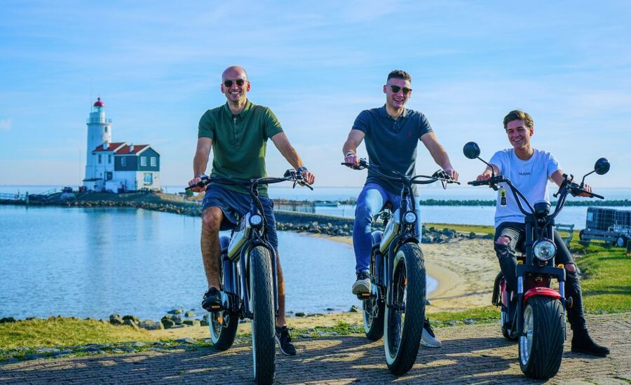 Volendam: E-Fatbike Rental - Self-guided routes that still feel supported