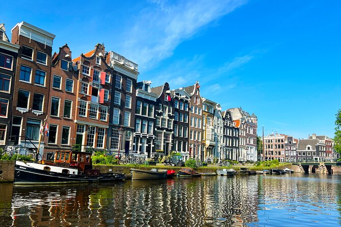 Walking Tour about Golden Age Architecture, private local guide - Golden Age architecture, but with street-level meaning
