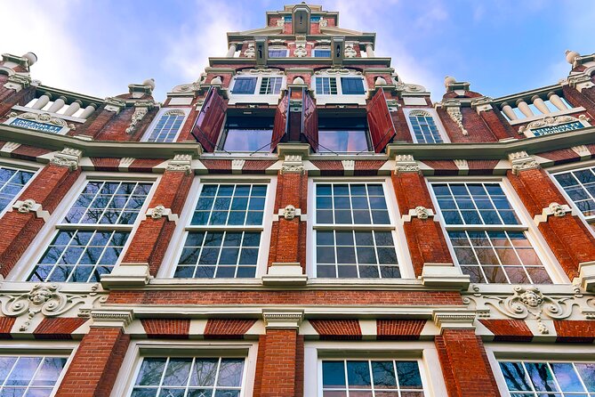 Walking Tour about Golden Age Architecture, private local guide - Ronde Lutherse Kerk: domes, priorities, and a change in architectural mood