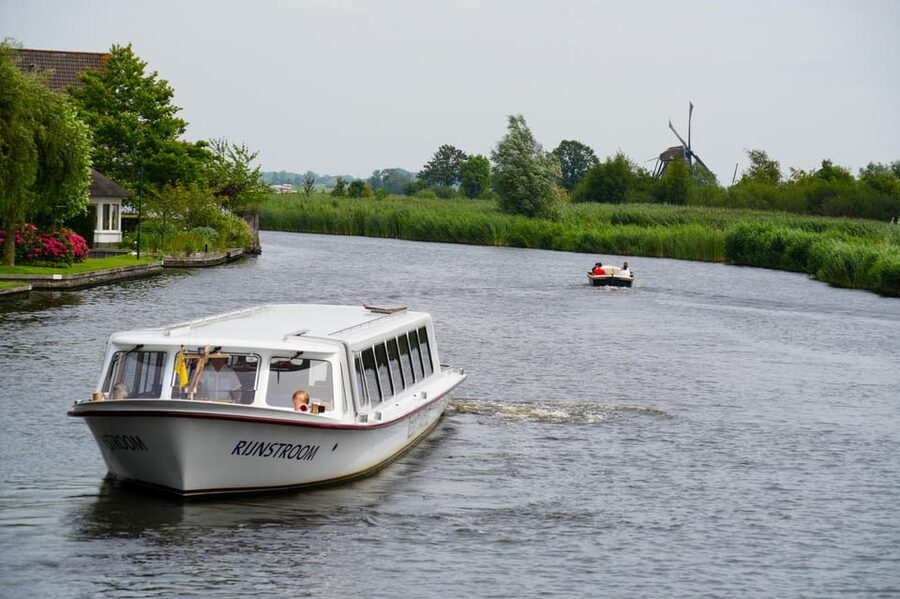 Warmond: Windmill Cruise and Keukenhof Entry Ticket - Covered boat comfort plus an open deck for photos
