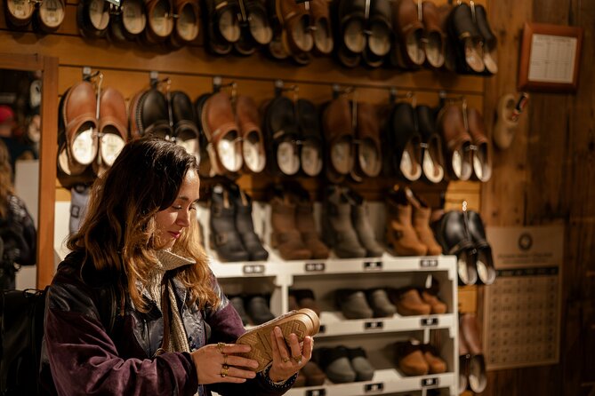 Zaanse Schans and Cheese Tasting Guided Tour from Amsterdam - Who Should Book This Tour (and Who Might Want Something Different)