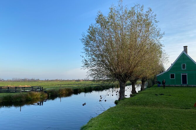 Zaanse Schans and Giethoorn Small-Group Tour with Hotel Pick-Up - Price and value: why $131 can be a good deal