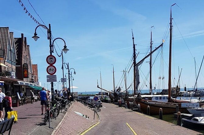 Zaanse Schans and Volendam Private Tour – Clogs, Cheese and More - Clogs at the wooden shoe factory: what you should watch for during the demo