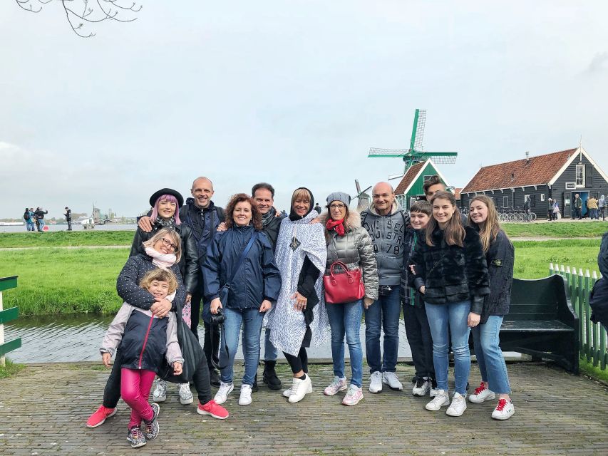 Zaanse Schans Windmills 4-Hour Tour in Italian - Watch Wooden Clogs Get Made at the Shoe Factory