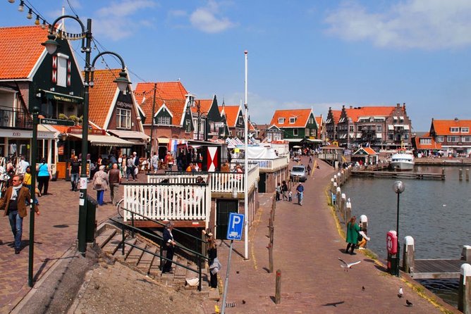 Zaanse Schans Windmills and Volendam Small-Group Tour from Amsterdam - Small-Group Logistics, Meeting Point, and Getting There Smoothly