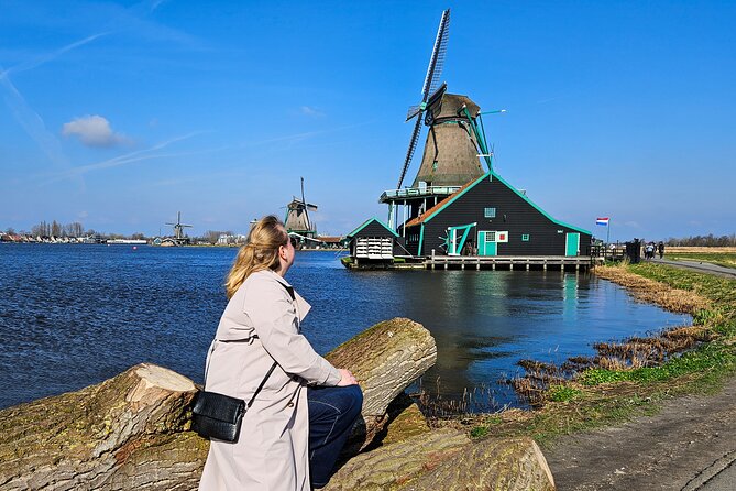 Zaanse Schans Windmills, Cheese and Volendam Tour from Amsterdam - Kooijman Clogs Workshop: See the Wooden Shoe Craft