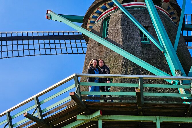 Zaanse Schans Windmills, Cheese and Volendam Tour from Amsterdam - What to Do With Free Time in Zaanse Schans and Volendam